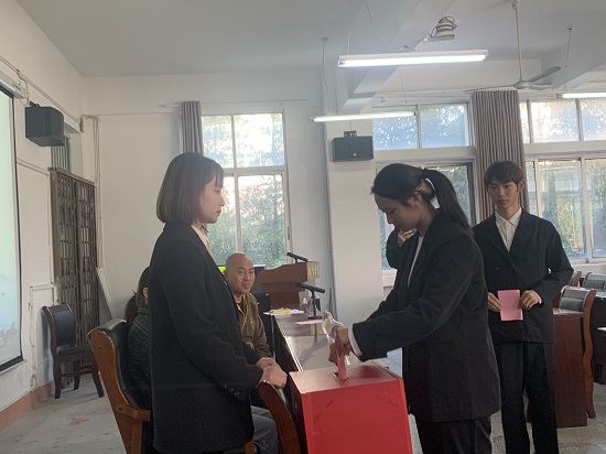 说明: C:\Users\Administrator\Desktop\ac米兰官方网站召开第五次学生代表大会2021.10.21\ac米兰官方网站召开第五次学生代表大会2021.10.21\2.jpg