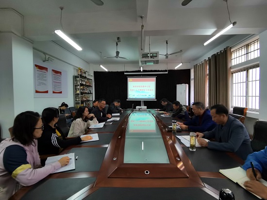 说明: C:\Users\Administrator\Desktop\ac米兰官方网站党委中心组召开党的二十大精神学习交流会\ac米兰官方网站党委中心组召开党的二十大精神学习交流会\IMG_20221025_083602.jpg