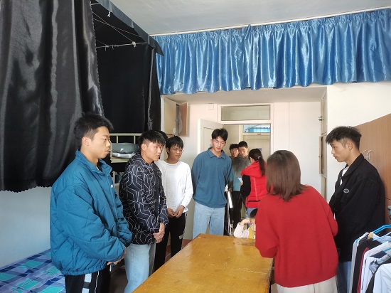 说明: C:\Users\Administrator\Desktop\ac米兰官方网站举办文明宿舍评比活动\ac米兰官方网站举办文明宿舍评比活动\2ae7d05fbd7225a7eb257915d662744.jpg