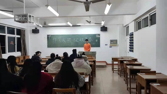 说明: C:\Users\Administrator\Desktop\ac米兰官方网站开展“携笔从戎，绽放青春”主题征兵宣传活动2021.12.19\ac米兰官方网站开展“携笔从戎，绽放青春”主题征兵宣传活动2021.12.19\1.jpg