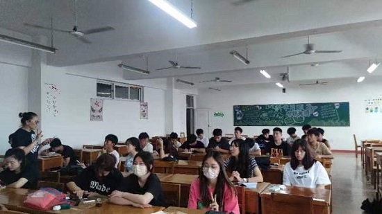 说明: C:\Users\Administrator\Desktop\ac米兰官方网站开展大学生诚信教育活动2022.6.14\ac米兰官方网站开展大学生诚信教育活动2022.6.14\2.jpg