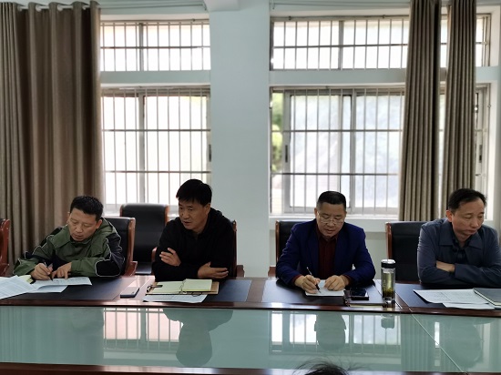 说明: C:\Users\Administrator\Desktop\ac米兰官方网站党委中心组召开党的二十大精神学习交流会\ac米兰官方网站党委中心组召开党的二十大精神学习交流会\IMG_20221025_083353.jpg