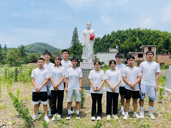 说明: C:\Users\Administrator\Desktop\ac米兰官方网站2022年大学生暑期 “三下乡”社会实践活动（四）\4.JPG