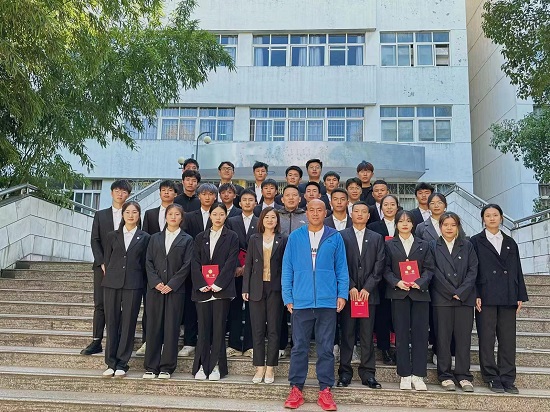 说明: C:\Users\Administrator\Desktop\ac米兰官方网站召开第六次学生代表大会2022.10.13\ac米兰官方网站召开第六次学生代表大会2022.10.13\5.jpg