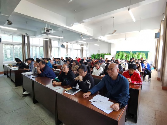 说明: C:\Users\Administrator\Desktop\ac米兰官方网站召开师德师风建设专题报告会\ac米兰官方网站召开师德师风建设专题报告会\IMG_20221102_140828.jpg