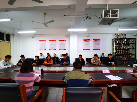 说明: C:\Users\Administrator\Desktop\ac米兰官方网站举办2022年下半年入党积极分子培训班\ac米兰官方网站举办2022年下半年入党积极分子培训班\IMG_20221026_150159.jpg